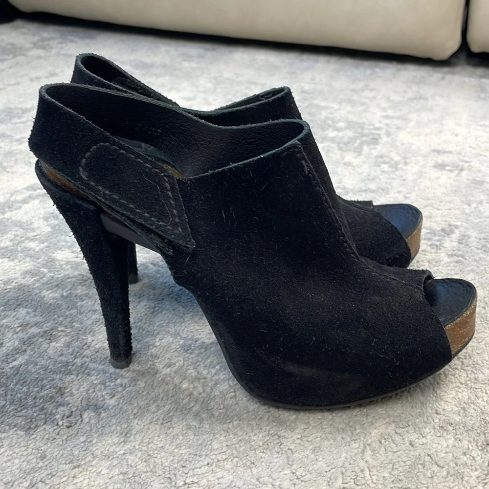 Pedro Garcia Paola Suede Peeptoe Slingback Platform Heels Black Sz 40